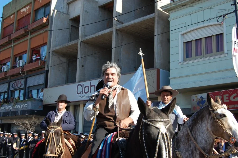El Galope de Lito Cruz